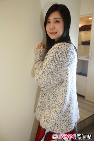 Japanese Teen Toys Pussy Before POV Cock And Creampie - Photo 49