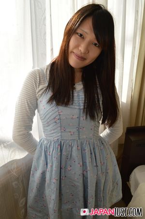 Amateur Japanese Teen From The Country POV Sex - Photo 18