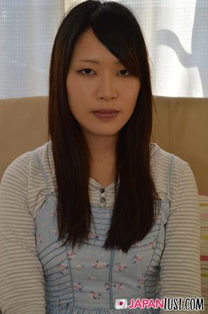 Amateur Japanese Teen From The Country POV Sex - Photo 2