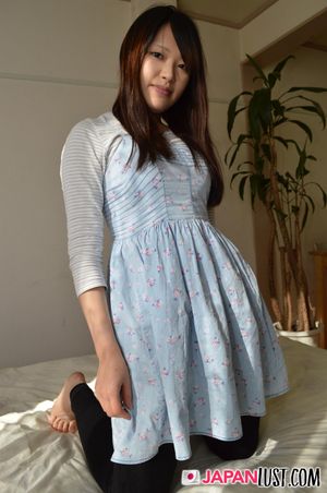 Amateur Japanese Teen From The Country POV Sex - Photo 26