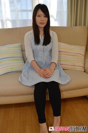 Amateur Japanese Teen From The Country POV Sex - Photo 3