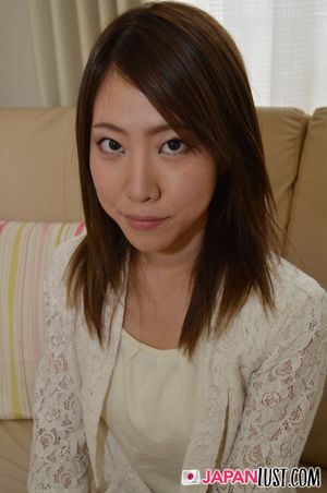 Cute Japanese Teen Squirts And Bred With Creampie - Photo 4