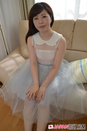Petite Japanese Teen Loves POV Toys And Creampie - Photo 1