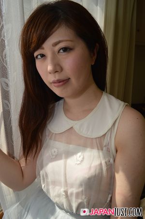 Petite Japanese Teen Loves POV Toys And Creampie - Photo 37