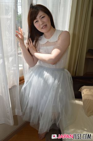 Petite Japanese Teen Loves POV Toys And Creampie - Photo 38