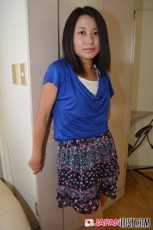 Perky Japanese Teen Gets A Big POV Creampie - Photo 21