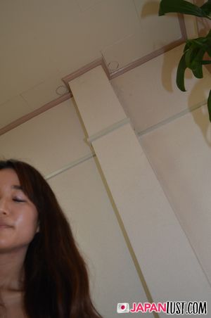 Japanese Amateur Squirts Hairy Pussy For Creampie - Photo 478