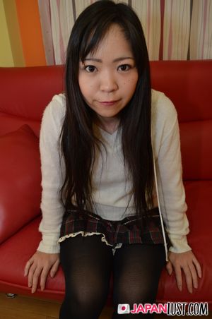 Sweet Japanese Teen Strips For POV Sex And Creampie - Photo 5