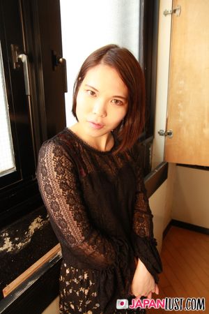 Short Hair Japanese Amateur Plays With Cock POV - Photo 40