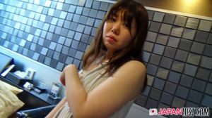 Japanese Teen Stuffs Hairy Pussy With Toys And Dick - Photo 108
