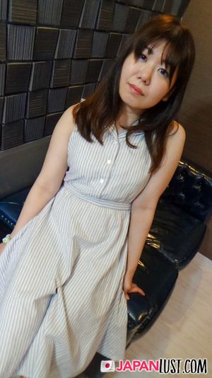 Japanese Teen Stuffs Hairy Pussy With Toys And Dick - Photo 44
