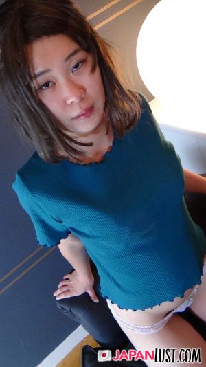 Amateur Japanese Teen Sucks And Rides Cock POV - Photo 164