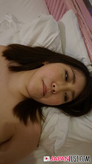Japanese Amateur Worships Cock To Earn Creampie - Photo 351