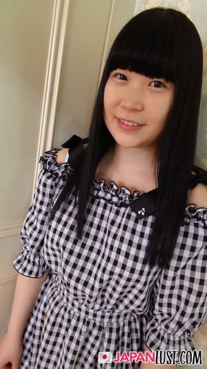 Amateur Japanese Teen Has Hot Body For POV Sex - Photo 22