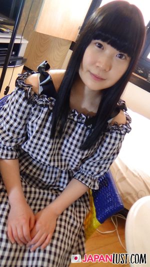 Amateur Japanese Teen Has Hot Body For POV Sex - Photo 35