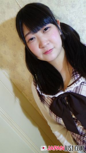 Japanese Teen Squirts On Toys And Creampie - Photo 15