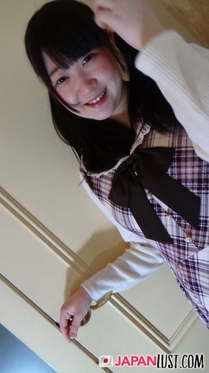 Japanese Teen Squirts On Toys And Creampie - Photo 37