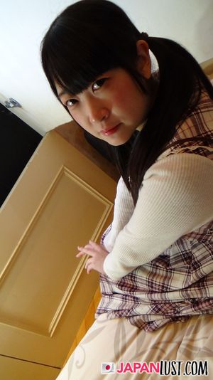 Japanese Teen Squirts On Toys And Creampie - Photo 96