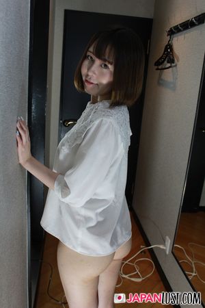 Shaved Pussy Japanese Amateur Bred With Cum POV - Photo 107