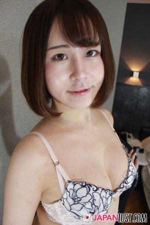 Shaved Pussy Japanese Amateur Bred With Cum POV - Photo 199