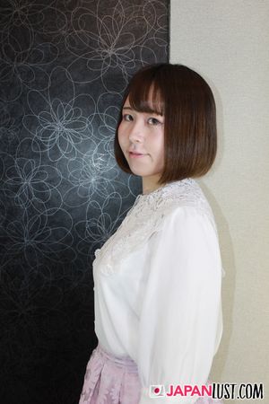 Shaved Pussy Japanese Amateur Bred With Cum POV - Photo 37
