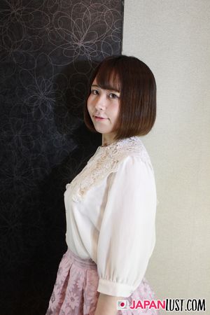 Shaved Pussy Japanese Amateur Bred With Cum POV - Photo 39