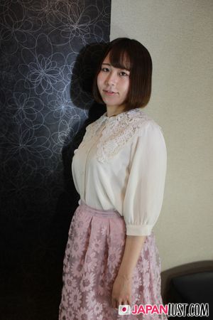 Shaved Pussy Japanese Amateur Bred With Cum POV - Photo 45
