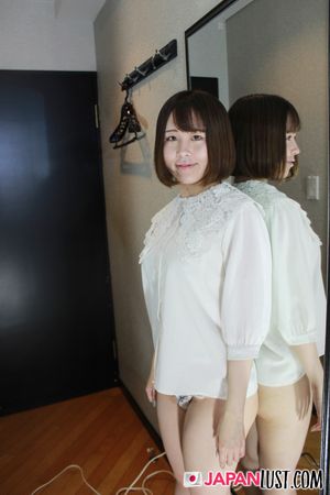 Shaved Pussy Japanese Amateur Bred With Cum POV - Photo 79
