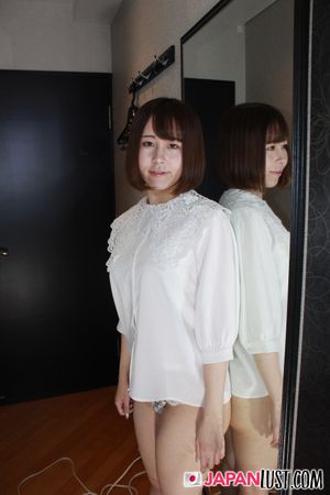 Shaved Pussy Japanese Amateur Bred With Cum POV - Photo 84