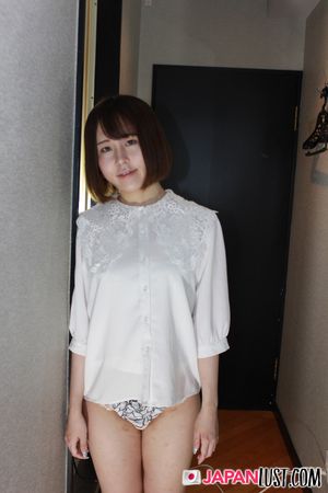 Shaved Pussy Japanese Amateur Bred With Cum POV - Photo 95