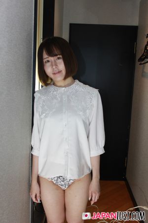 Shaved Pussy Japanese Amateur Bred With Cum POV - Photo 96