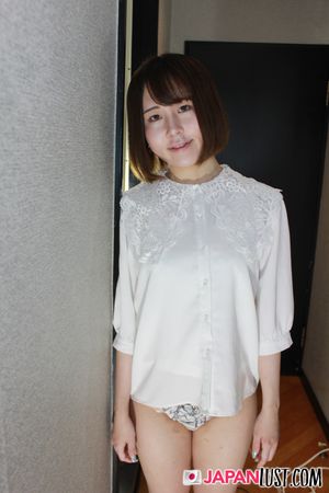Shaved Pussy Japanese Amateur Bred With Cum POV - Photo 98