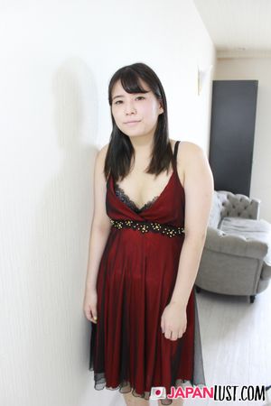 Amateur Japanese Teen On Her Back For Creampie - Photo 46