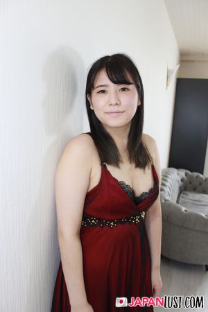 Amateur Japanese Teen On Her Back For Creampie - Photo 52