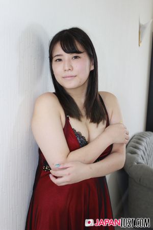 Amateur Japanese Teen On Her Back For Creampie - Photo 57