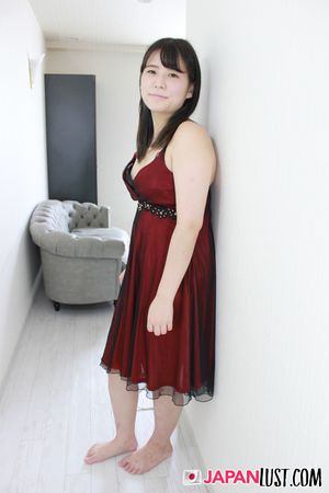 Amateur Japanese Teen On Her Back For Creampie - Photo 82