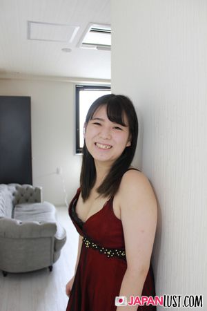 Amateur Japanese Teen On Her Back For Creampie - Photo 83
