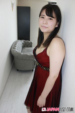 Amateur Japanese Teen On Her Back For Creampie - Photo 90