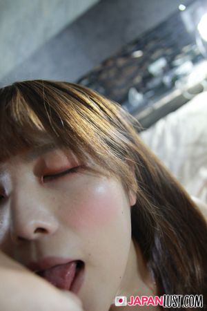 Japanese Teen Wants To Worship Cock And Creampie - Photo 559