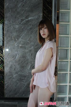 Slender Japanese Amateur Gets Hairy Hole Creampie - Photo 70