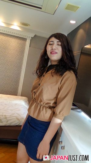 Japanese Teen Drips With Squirt For Toys And Sex - Photo 57