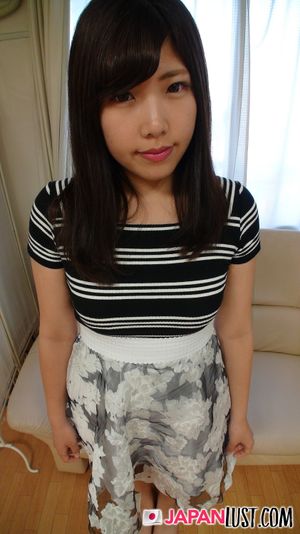 Amateur Japanese Teen Gets Messy POV Creampie - Photo 4