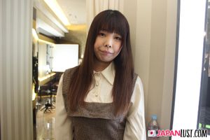 Busty Japanese Amateur Hairy Pussy Creampie - Photo 17