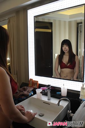 Busty Japanese Amateur Hairy Pussy Creampie - Photo 44