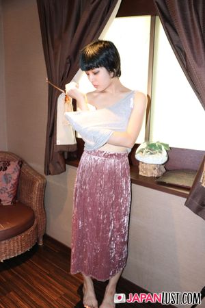 Skinny Japanese Teen Is An Easy Squirter - Photo 44