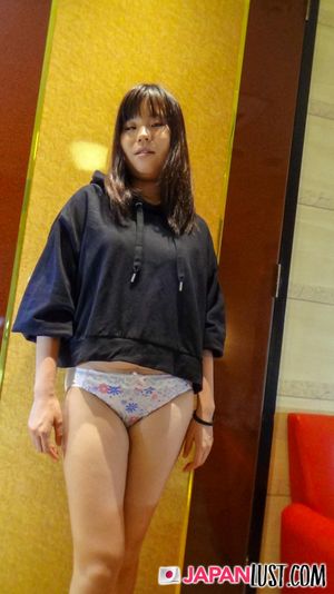 Up Close Japanese Teen POV Creampie - Photo 105