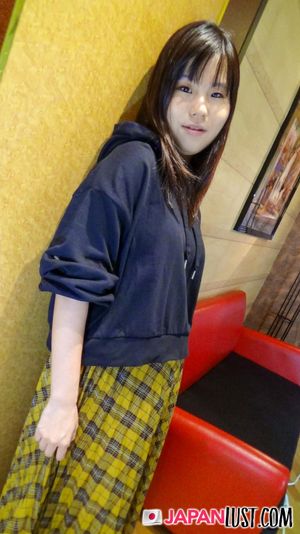Up Close Japanese Teen POV Creampie - Photo 42