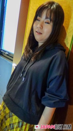 Up Close Japanese Teen POV Creampie - Photo 47