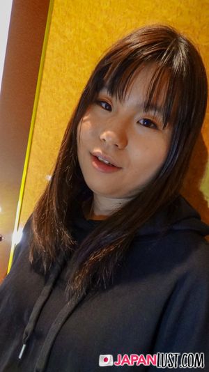 Up Close Japanese Teen POV Creampie - Photo 52