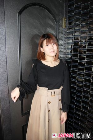 Japanese Amateur Teen Gets Her First POV Creampie - Photo 38